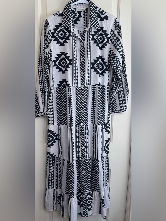 Be Boho Dresses & Skirts - Be Boho Black White Geometric Tiered Button Front Cotton Midi Dress M